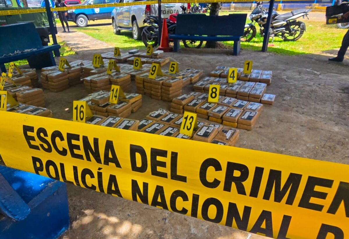 Ejército de Nicaragua incauta 475 paquetes de cocaína en Río San Juan