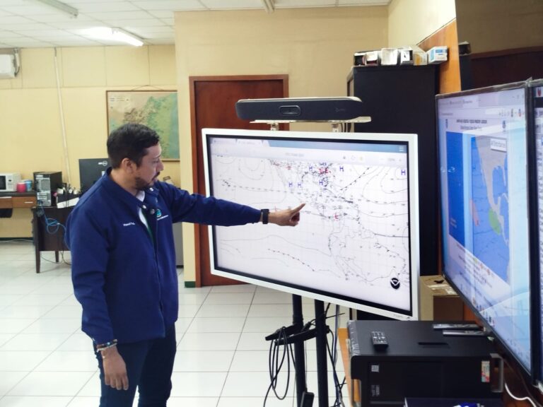 Ondas tropicales 4 y 5 generarán lluvias dispersas en Nicaragua