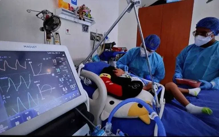 Fortalecen conocimientos en Neurocirugía Pediátrica