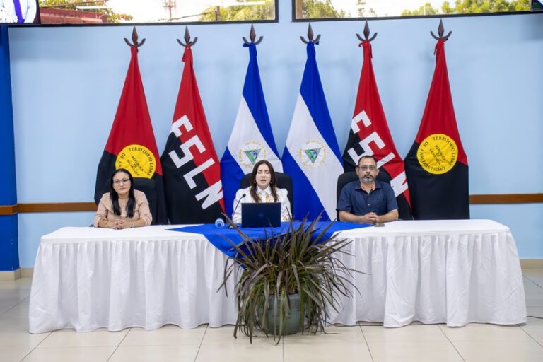 Mined fortalece formación y capacitación de estudiantes y docentes