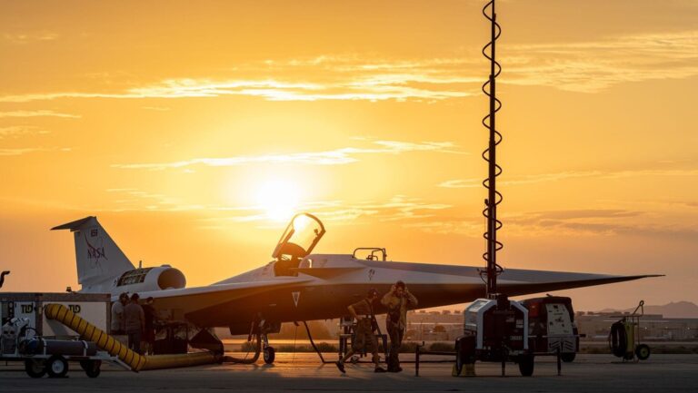 NASA prepara al X-59 para su primer vuelo supersónico