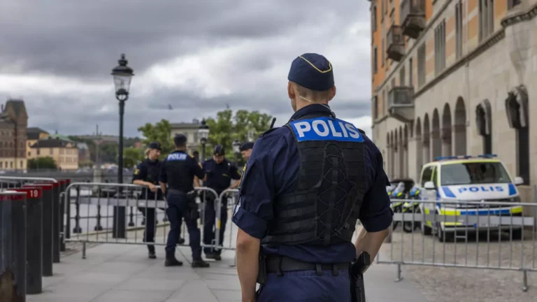 Condenado por vender a su esposa a 120 hombres
