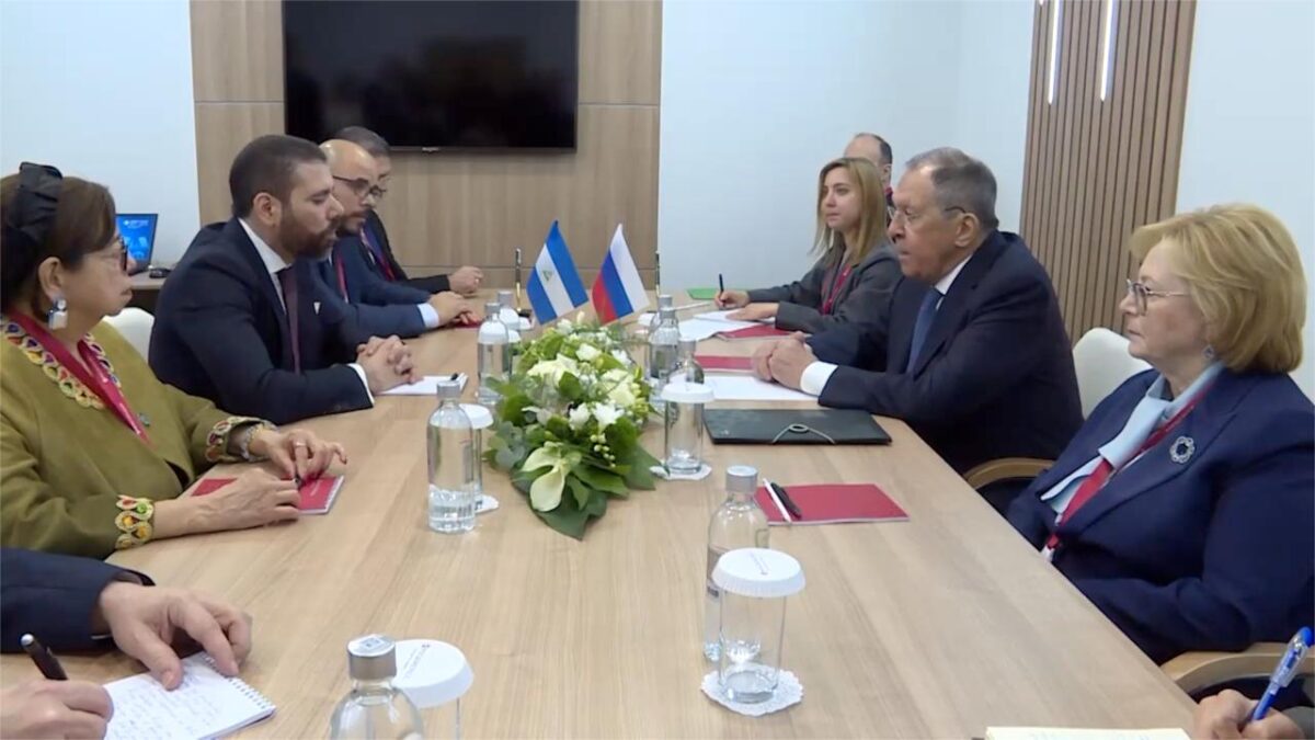 Reunión fraterna con cancillería de Rusia