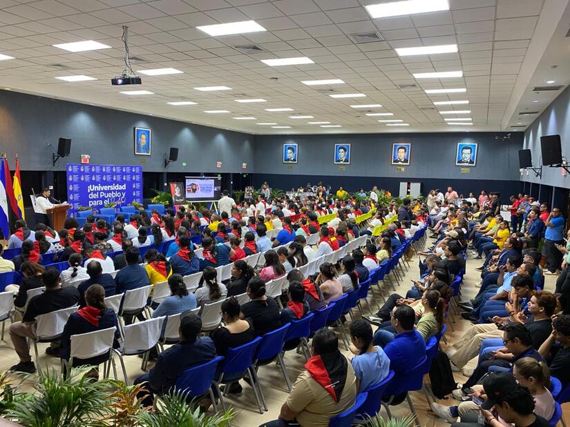Rinden homenaje a Blanca Aráuz en la UNAN-Managua