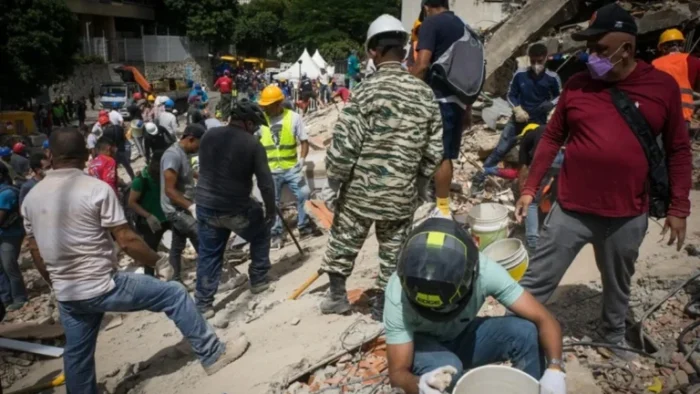 Venezuela anuncia nuevos proyectos habitacionales y refugios para damnificados por sismo