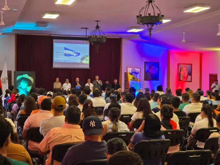 Continúan los intercambios con comunicadores