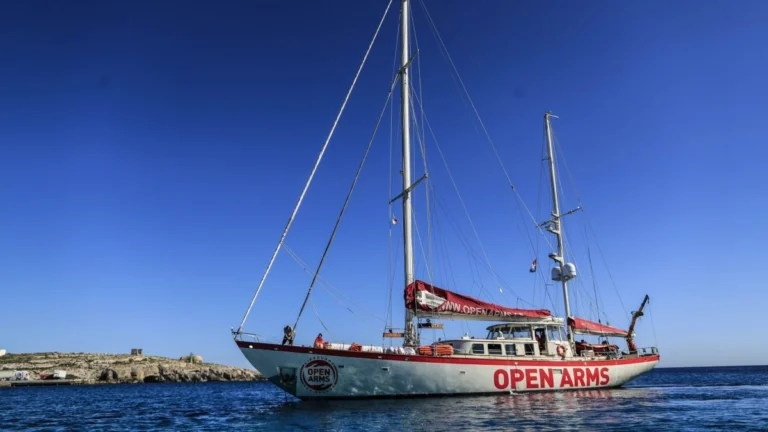 Barco Astral lleva ayuda humanitaria a Cuba para fortalecer hospital pediátrico