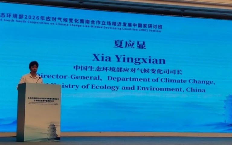 En Seminario de Cambio Climático, China