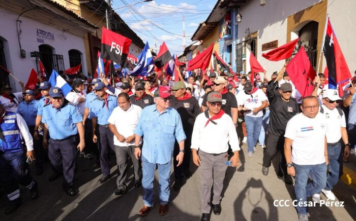 Con una multitudinaria caminata se conmemoró el 47 aniversario del Fortín de Acosasco