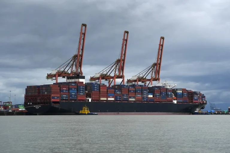 Conflicto en Oriente Medio golpea la economía mundial