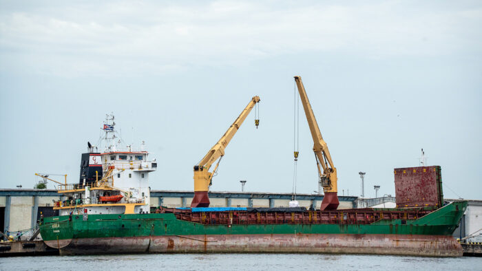 Cuba denuncia bloqueo de 7,000 contenedores en puertos caribeños