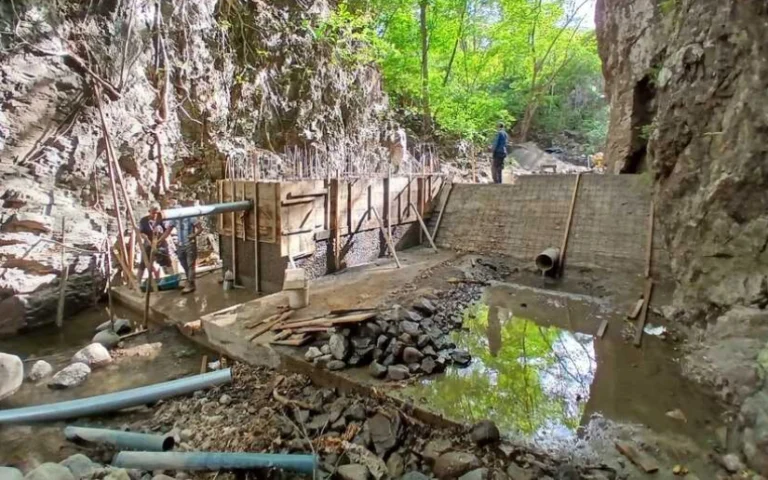 Avanza el proyecto de Mejoramiento del Sistema de Agua en San Dionisio