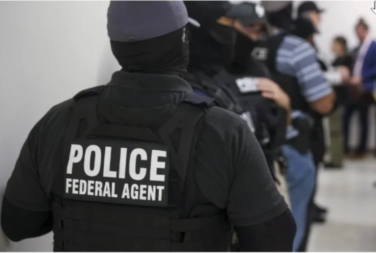 ICE intensifica redadas y detenciones masivas