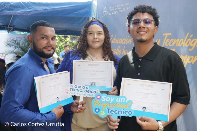 Nuevos técnicos se gradúan en el INATEC