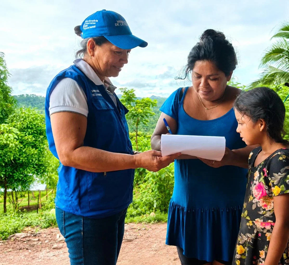 MIFAM fortalece atención a las familias