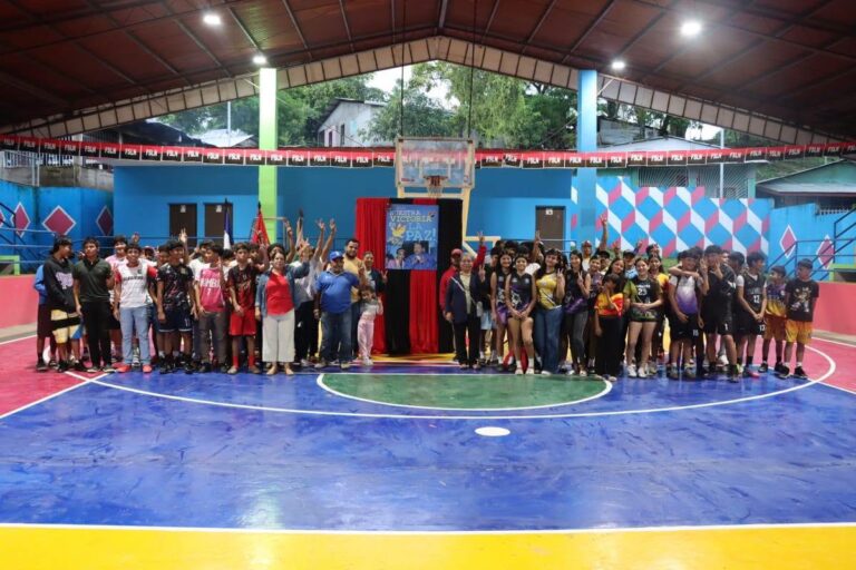 Mejoran el Centro Deportivo Omar Mercado en Siuna