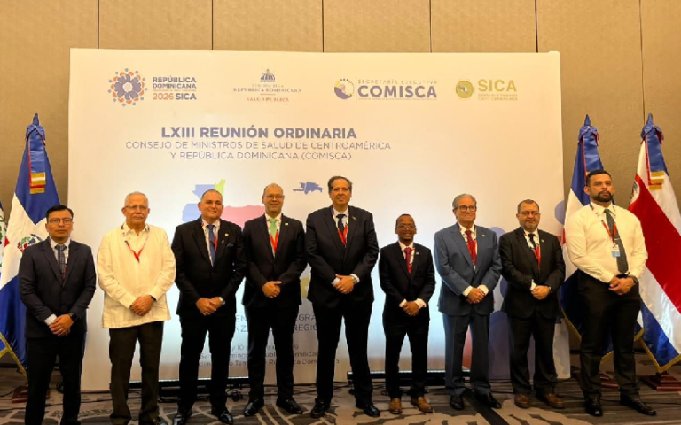 En reunión de Ministros de Salud de Centroamérica y República Dominicana