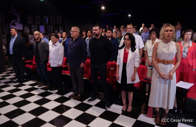 Nicaragua proyecta película rusa por el Día de la Familia