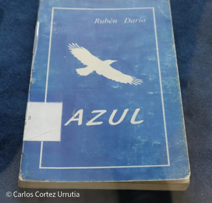 Realizan conferencia sobre “Azul” de Rubén Darío