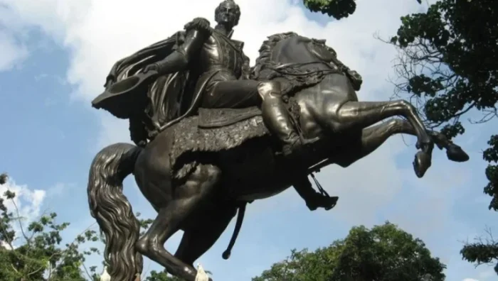 Venezuela conmemora natalicio de Simón Bolívar
