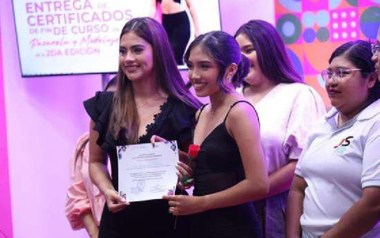 Certifican a modelos de Masaya en pasarela y modelaje