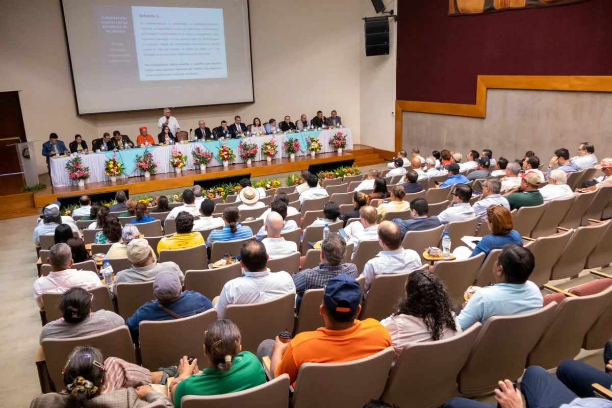 Más sectores respaldan reformas a la Constitución de Nicaragua