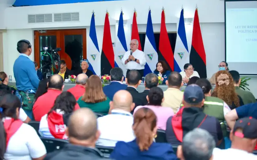 Encuentro con Trabajadores del Estado durante el Proceso de Consulta de las Reformas Constitucionales