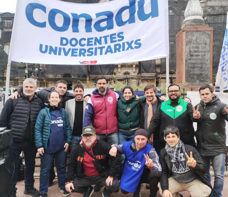 Docentes universitarios argentinos ratifican paro nacional de 48 horas