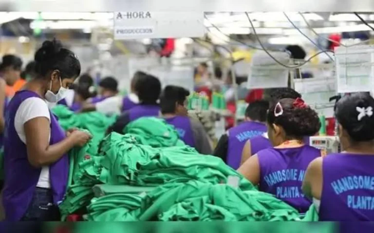 Empleo registra crecimiento y desempleo baja a 2.2%