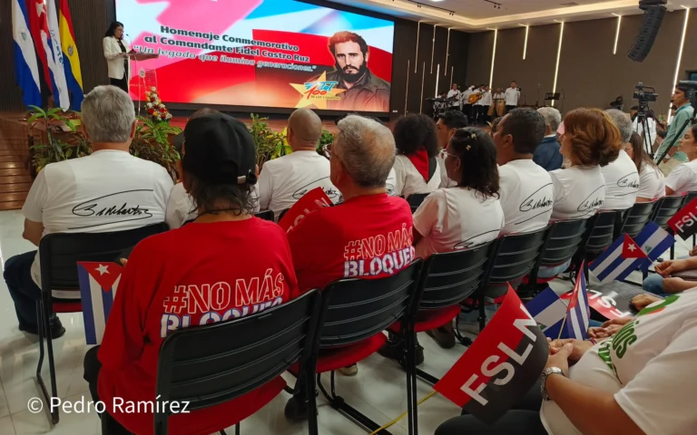 Universidades Pueblo Presidente rinden homenaje a Fidel