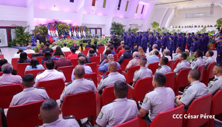 Cdte Daniel destaca trabajo de la Fuerza Naval