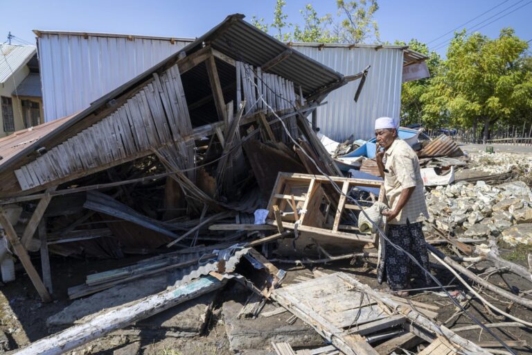 Incrementa a 70 los muertos por terremoto en Indonesia