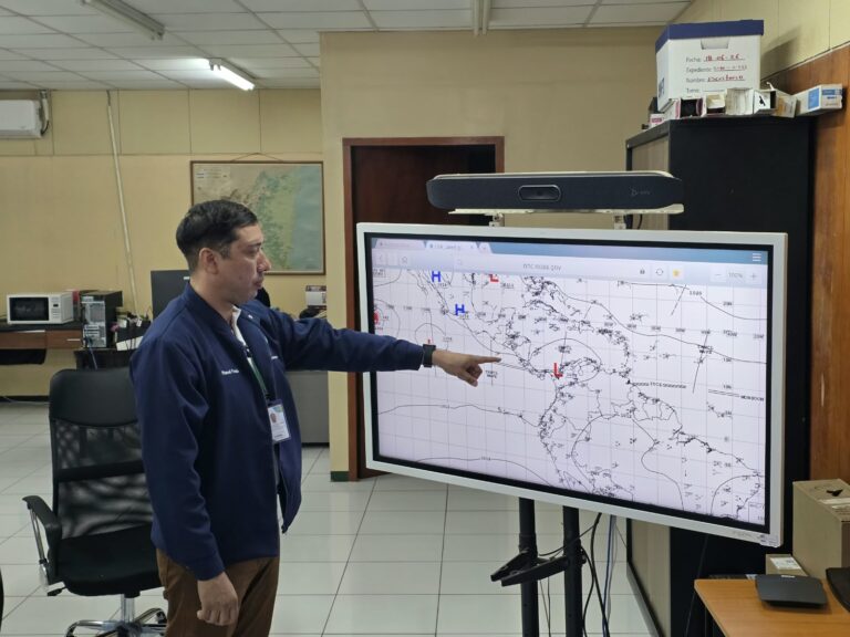 Dos ondas tropicales y temperaturas de 40 grados predominan esta semana en Nicaragua