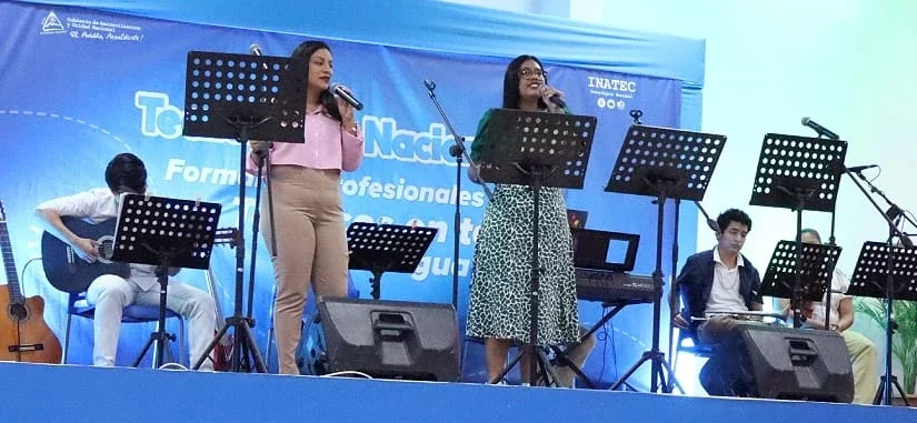 Jóvenes artistas llevan la trova latinoamericana al Tecnológico*