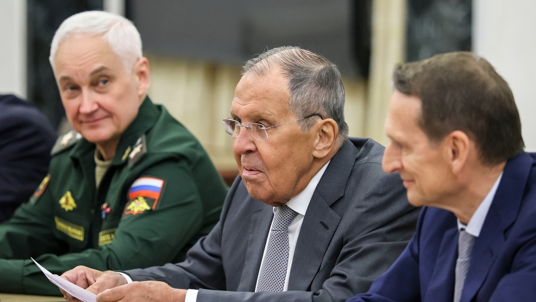 Lavrov advierte a Europa sobre ayuda militar a Ucrania