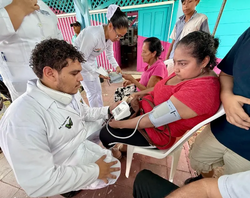 Mega Feria Médica atiende a más de 4 mil pacientes