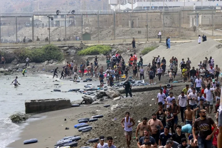 Cerca de 72 migrantes mueren en su travesía a Ceuta