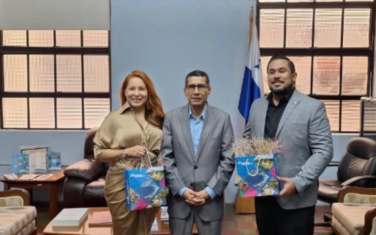 Nicaragua y Panamá fortalecen cooperación en materia de memoria histórica y cultural