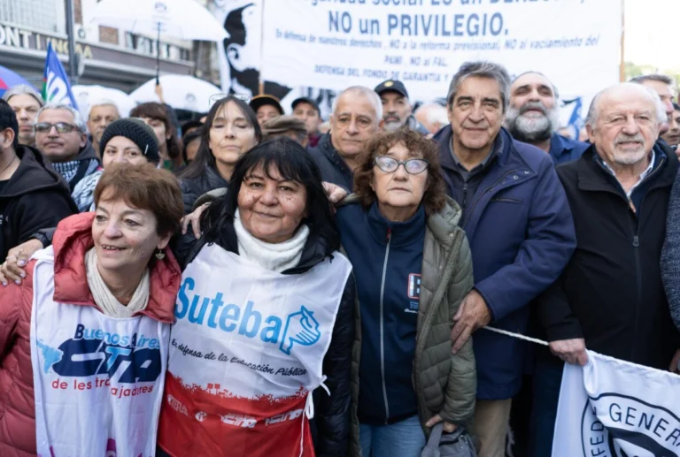 Paro docente afecta el regreso a clases en Argentina