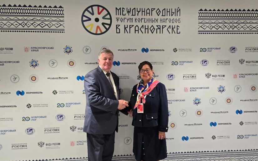 En Foro de Pueblos Indígenas, Krasnoyarsk-Rusia