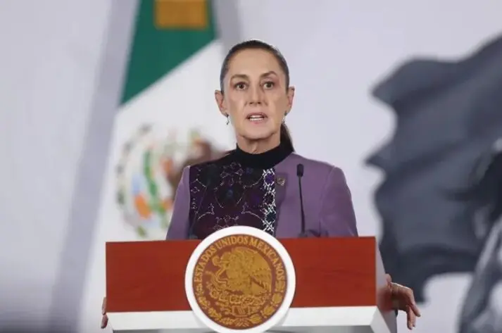 Sheinbaum busca prohibir la doble nacionalidad para futuros gobernantes de México