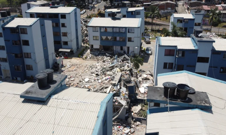 Terremoto de 7,4 en Colombia eleva a 190 la cifra de muertos y deja 1.679 heridos
