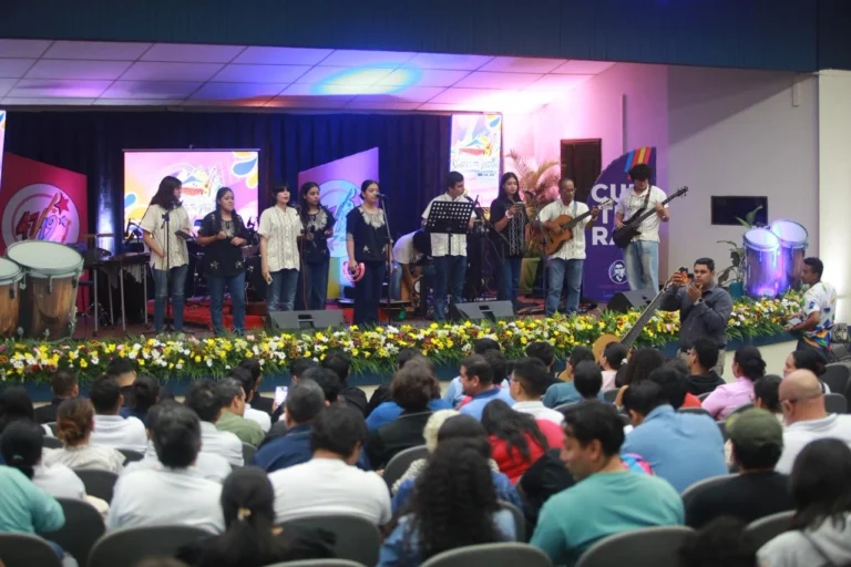 Universidades celebran festival de música