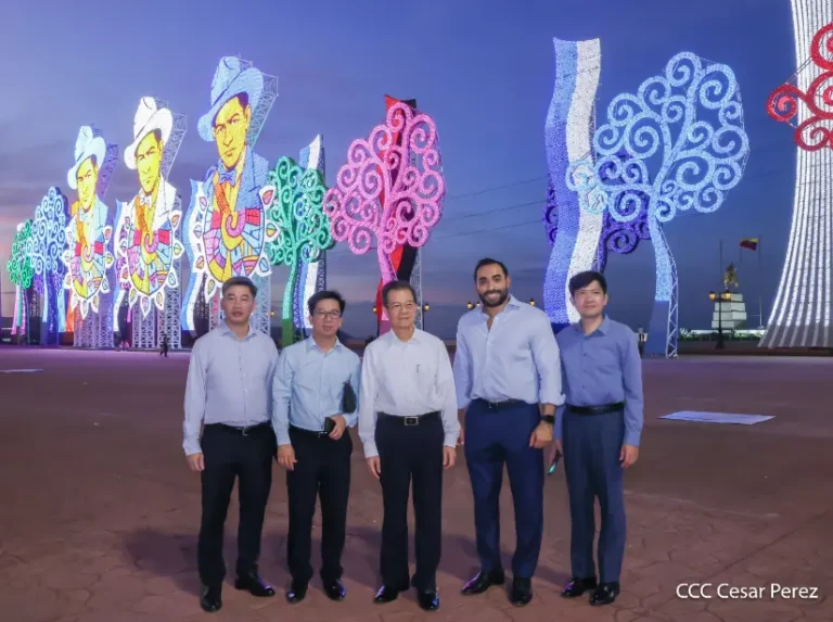Delegación de Vietnam realiza recorrido por Managua