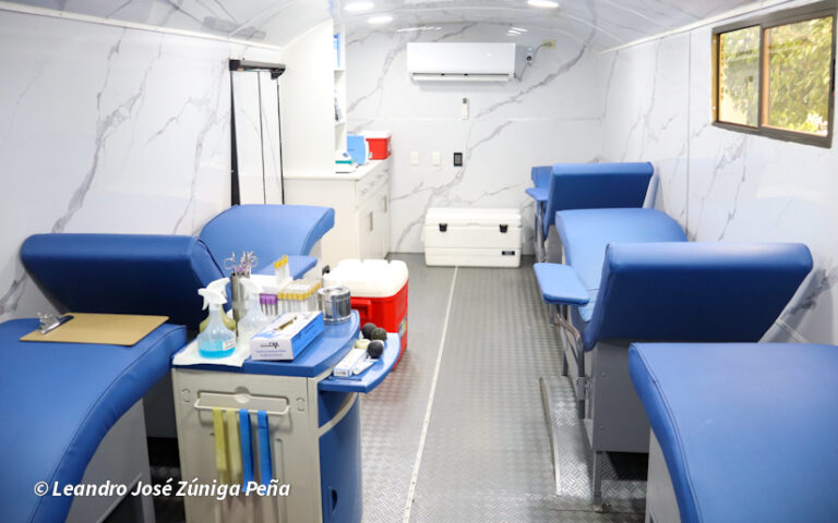 Banco Nacional de Sangre cuenta con otro hemocentro móvil