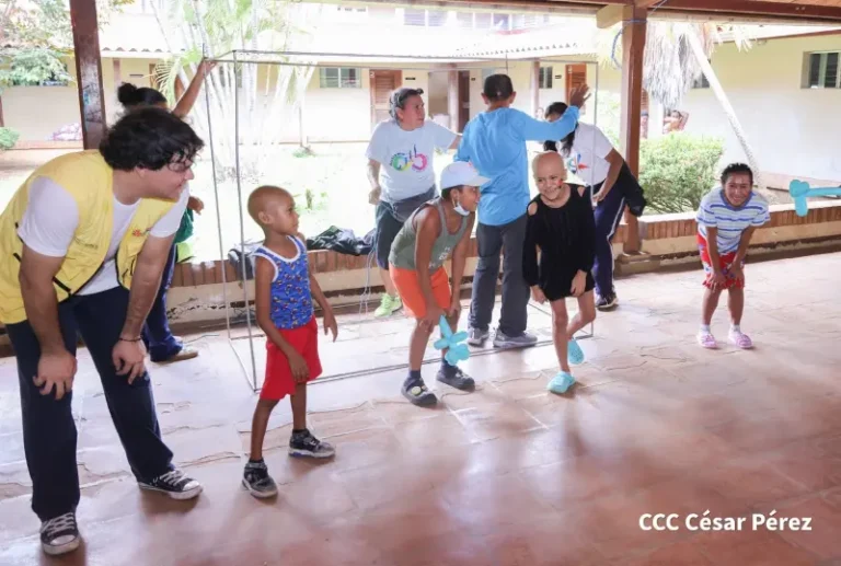Promotoría Solidaria lleva alegría a niños y niñas de La Mascota