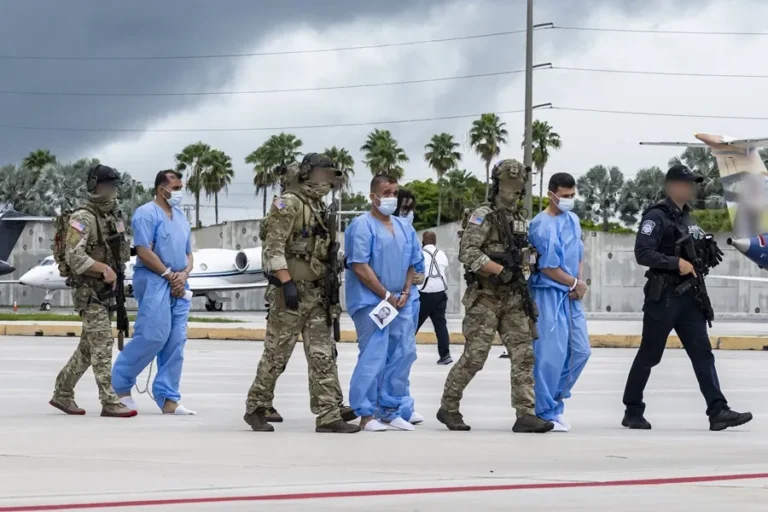18 acusados por el asesinato de Jovenel Moïse comparecen en Miami