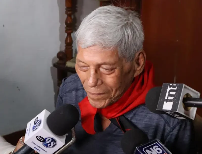 Artista de “Filosofito y Mauricio” recibe reconocimiento a su trayectoria