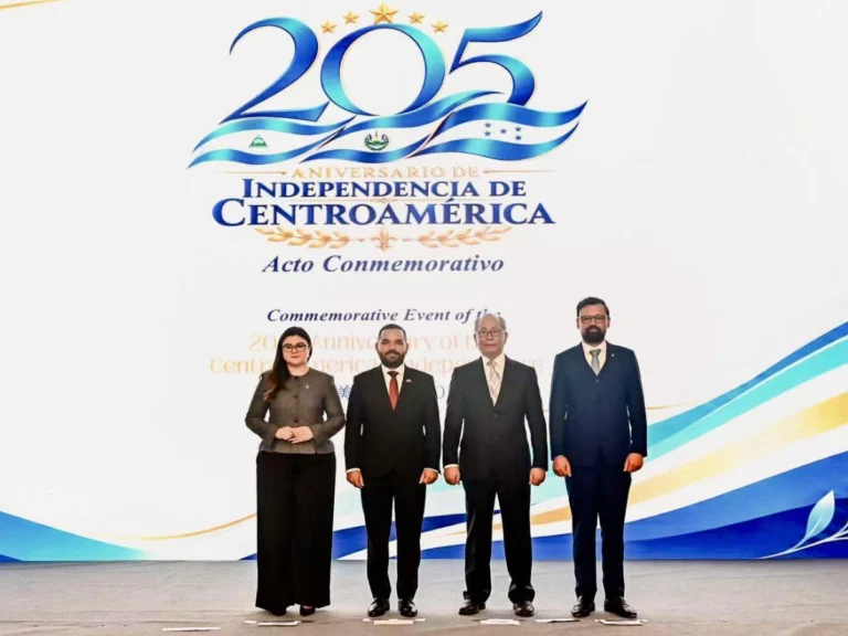 Independencia de Centroamérica en China