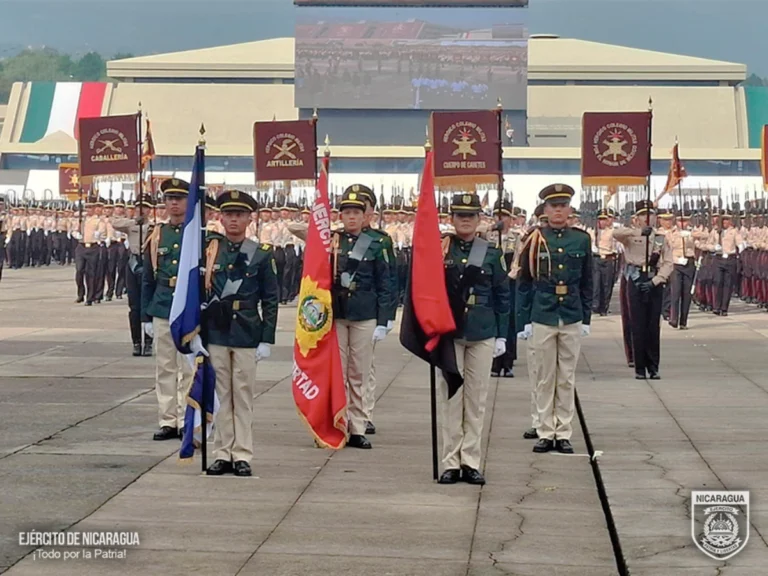 Ejército de Nicaragua participan en conmemoración del 50 aniversario del Heroico Colegio Militar de México